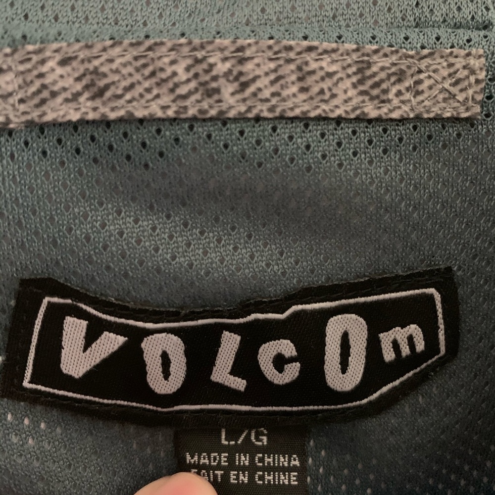 Volcom Windbreaker - image 5